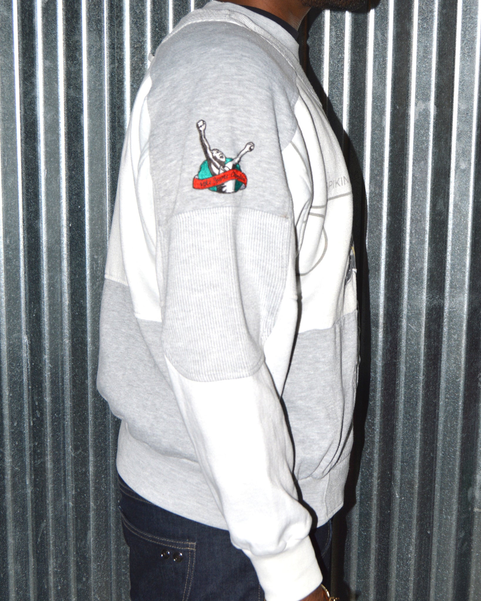 Vintage nike volleyball sweatshirt online