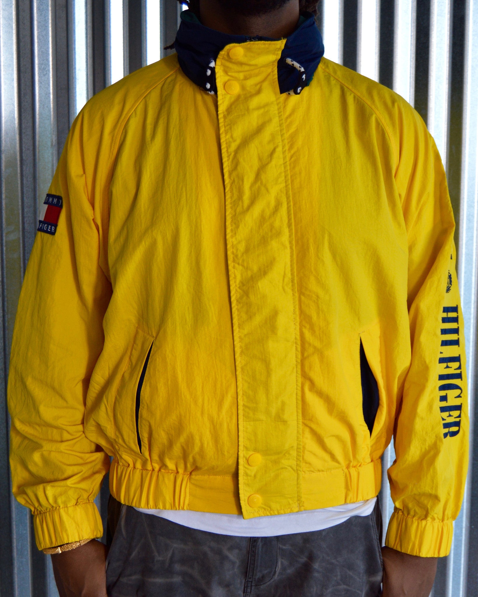Vintage Classic Yellow Tommy Hilfiger Hooded Windbreaker Jacket sz XL