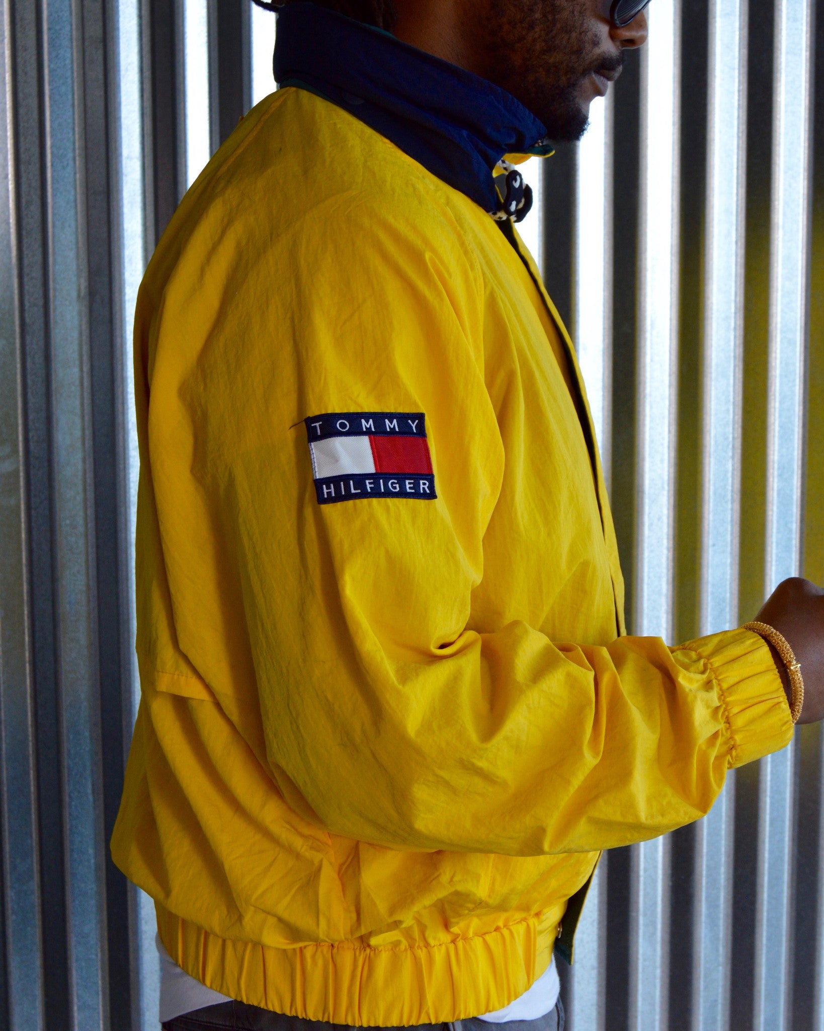 Vintage Classic Yellow Tommy Hilfiger Hooded Windbreaker Jacket sz XL