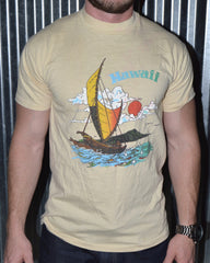 Vintage Hawaii Sailboat T-shirt sz M